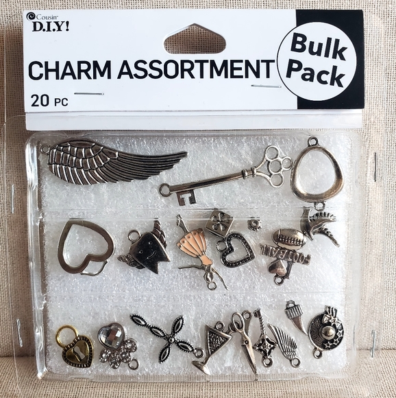20pc Charm Set - Picture 1 of 5